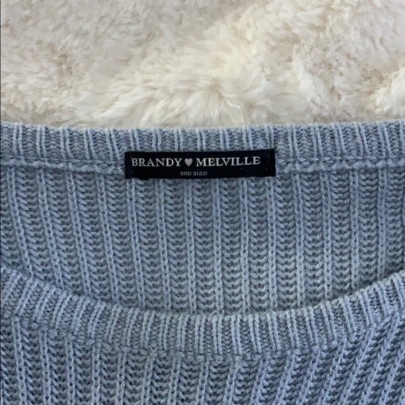 Brandy Melville oversized knit sweater - Picture 5 of 5